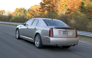   Cadillac STS-V - 2008