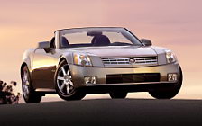   Cadillac XLR 2004