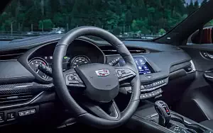   Cadillac XT4 Sport - 2018