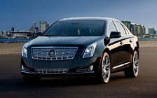   Cadillac XTS - 2013