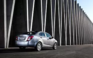   Chevrolet Aveo Sedan - 2011
