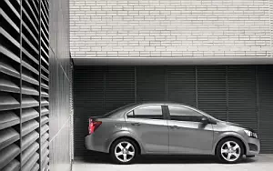   Chevrolet Aveo Sedan - 2011
