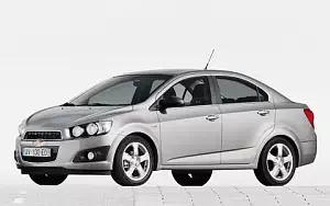   Chevrolet Aveo Sedan - 2011