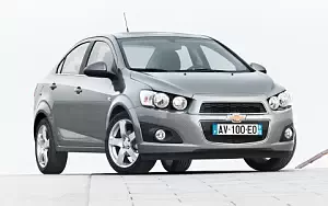   Chevrolet Aveo Sedan - 2011