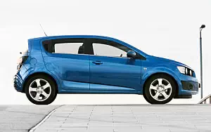   Chevrolet Aveo - 2011
