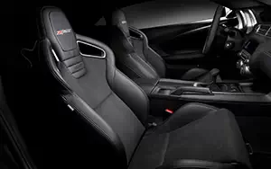   Chevrolet Camaro Z28 - 2013