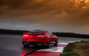   Chevrolet Camaro ZL1 - 2016