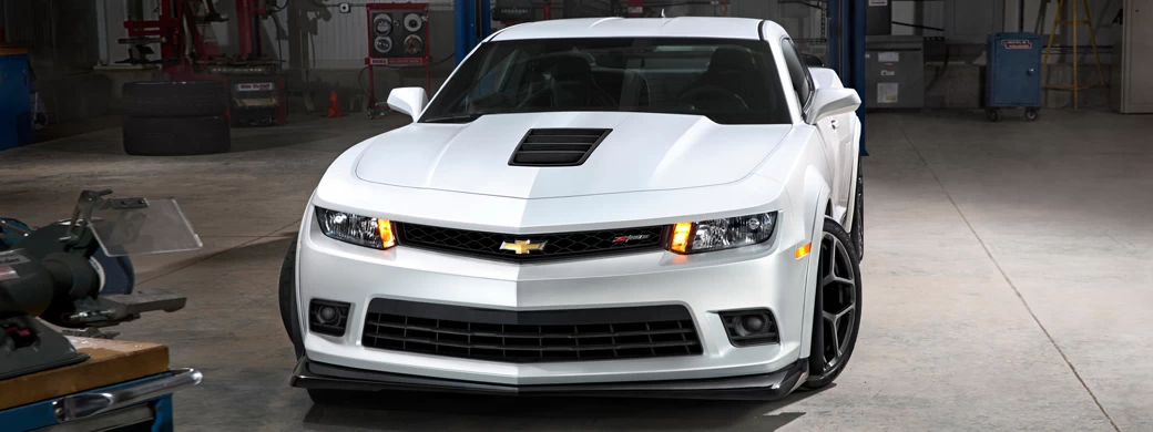   Chevrolet Camaro Z28 - 2013 - Car wallpapers