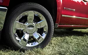   Chevrolet Silverado LTZ Crew Cab - 2013
