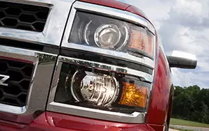   Chevrolet Silverado LTZ Crew Cab - 2013