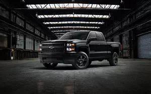   Chevrolet Silverado WT Black Out Double Cab - 2015
