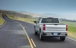   Chevrolet Silverado LT Crew Cab - 2018