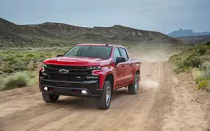   Chevrolet Silverado LT Z71 Trailboss Crew Cab - 2018