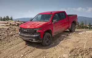  Chevrolet Silverado LT Z71 Trailboss Crew Cab - 2018