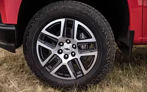   Chevrolet Silverado LT Z71 Trailboss Crew Cab - 2018