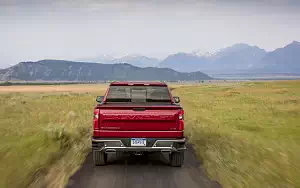   Chevrolet Silverado LTZ Z71 Crew Cab - 2018