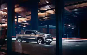   Chevrolet Silverado LTZ Z71 Crew Cab - 2018