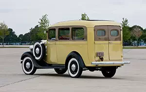   Chevrolet Suburban - 1936