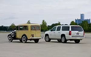   Chevrolet Suburban - 1936