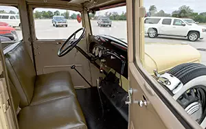   Chevrolet Suburban - 1936