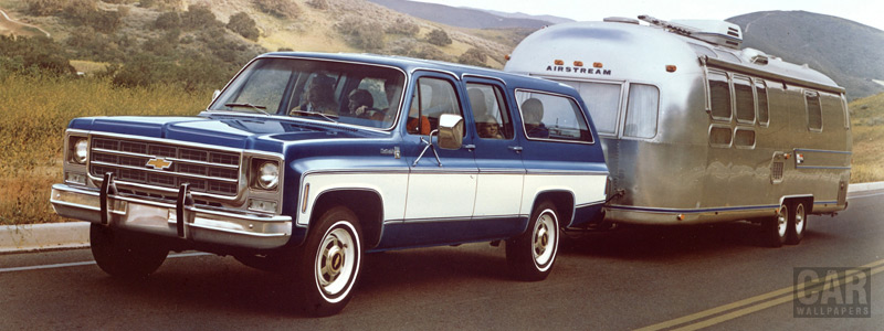   Chevrolet Suburban - 1976 - Car wallpapers