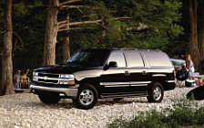   Chevrolet Suburban - 2002