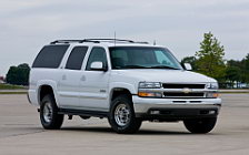   Chevrolet Suburban - 2002