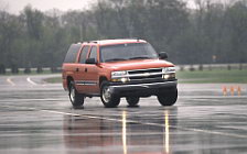   Chevrolet Suburban - 2003