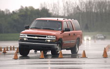   Chevrolet Suburban - 2003