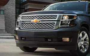   Chevrolet Suburban LT - 2017