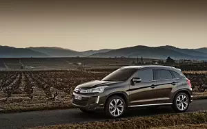   Citroen C4 AirCross - 2012