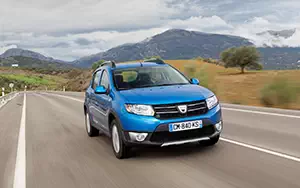   Dacia Sandero Stepway - 2012