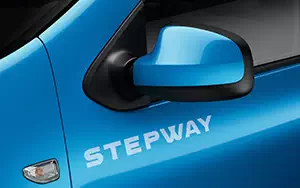   Dacia Sandero Stepway - 2012