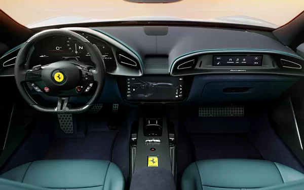 ���� ���������� Ferrari Amalfi (Bianco Artico) - 2025
