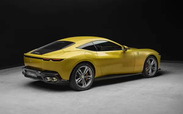 ���� ���������� Ferrari Amalfi (Giallo Montecarlo) - 2025