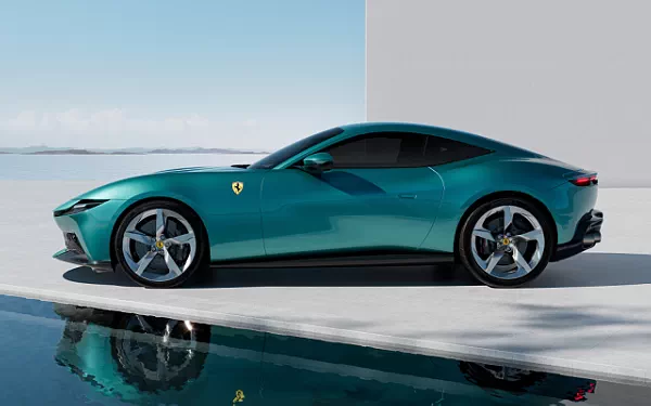 ���� ���������� Ferrari Amalfi (Verde Costiera) - 2025