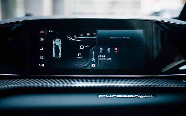 ���� ���������� Ferrari Purosangue Japan-spec - 2023