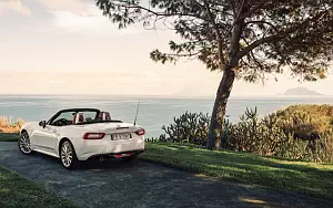   Fiat 124 Spider - 2016