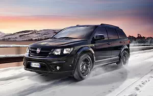   Fiat Freemont Black Code AWD - 2014