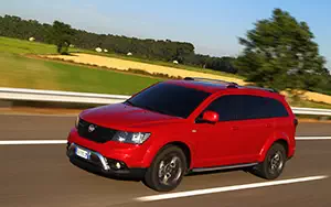   Fiat Freemont Cross - 2014