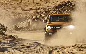   Ford Bronco 2-Door Black Diamond Sasquatch Package - 2020