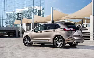   Ford Edge Titanium Elite - 2018
