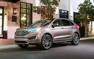   Ford Edge Titanium Elite - 2018