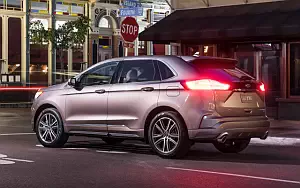   Ford Edge Titanium Elite - 2018