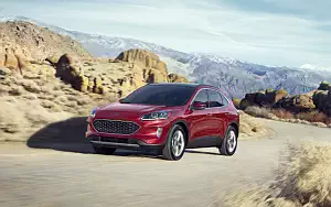   Ford Escape Hybrid SE - 2019