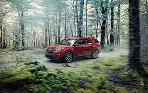   Ford Explorer XLT - 2014