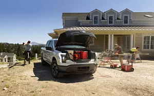   Ford F-150 Lightning Pro - 2021