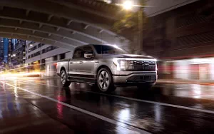   Ford F-150 Lightning - 2021