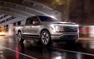   Ford F-150 Lightning - 2021