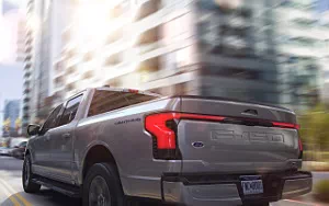   Ford F-150 Lightning - 2021